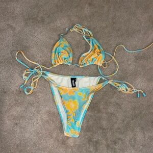 Triangl bikini green floral velvet